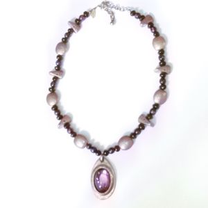 • Chico's Single Strand Pendant Necklace •